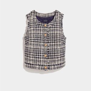 NWT Vineyard Vines Boucle Button Front Top